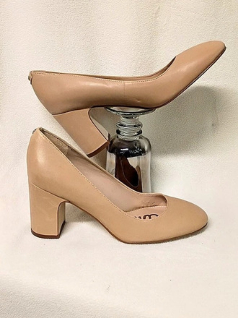 Sam Edelman Rounded Toe Heels in Brown Scalloped Edges 3 Inch Heel Size 6